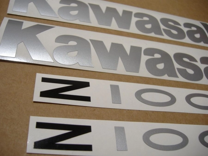 Kawasaki Z1000 2004 - Red - Sticker-Decals