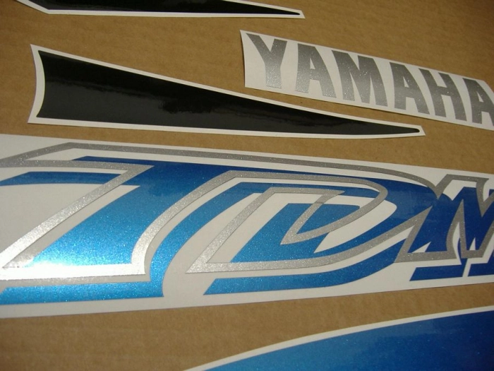 Yamaha TDM 850 2000 with Blue/Black Vinyl-Sticker