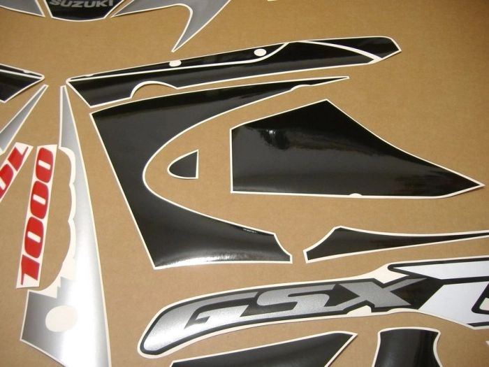 Suzuki GSX-R 1000 2001 - Red/Black/Silver - Sticker-Decals