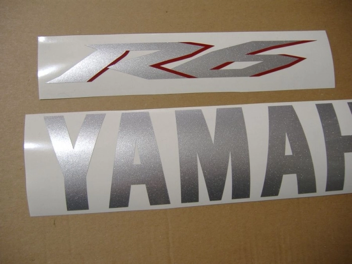 Yamaha YZF-R6 2007 with Wine-red Vinyl-Sticker
