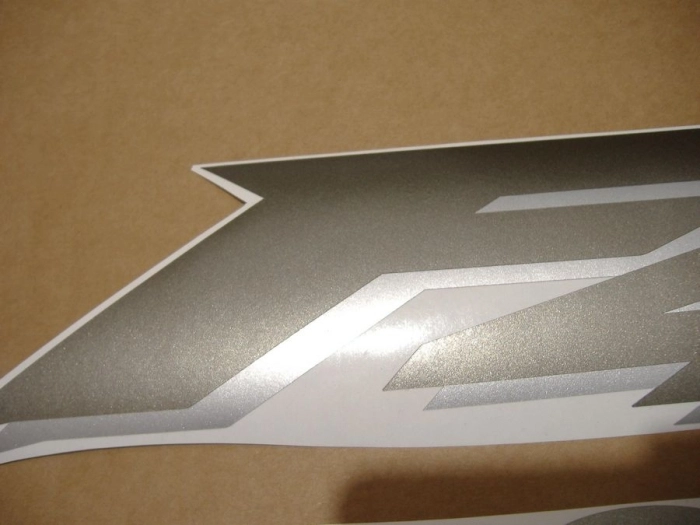 Honda CBR 600 F4 1999 with Red/Black Vinyl-Sticker