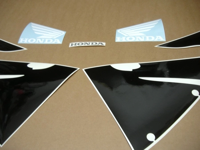 Honda CBR 600RR 2006 - Schwarz/Rot/Silber - Aufkleber-Dekor
