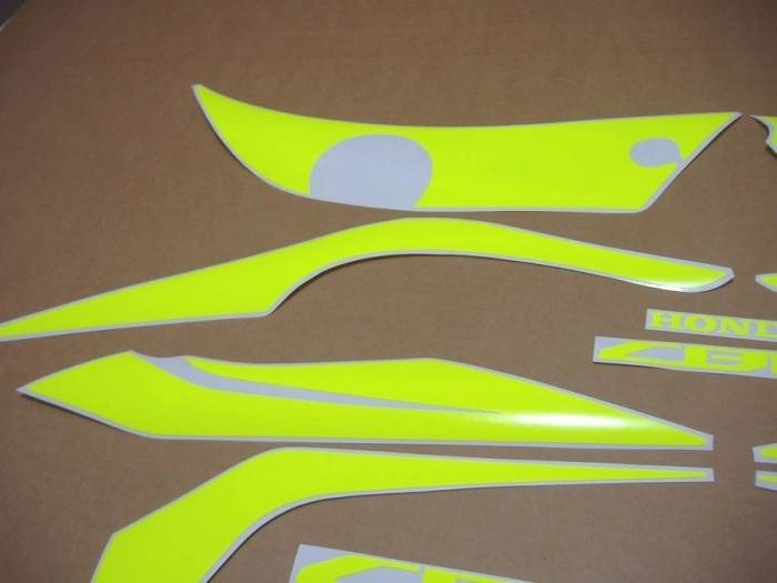 Honda CBR 1000RR 2008-2011 with Neon-Yellow Vinyl-Sticker