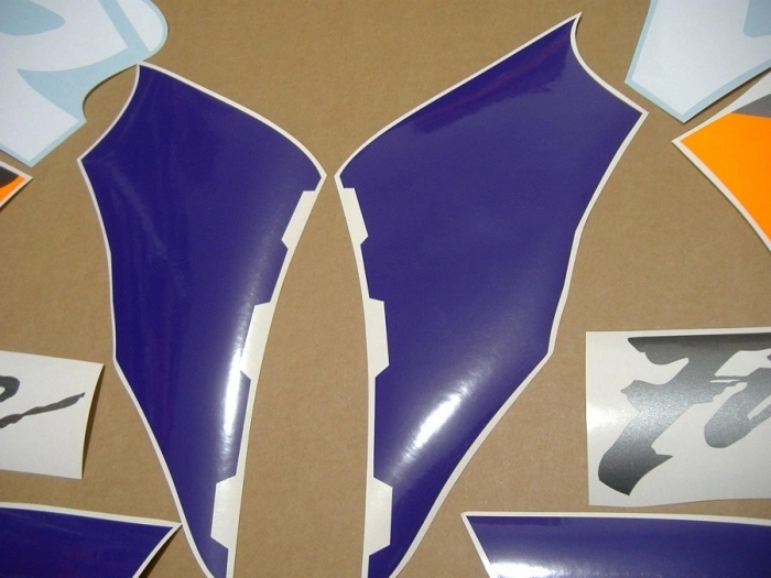 Honda CBR 919RR 1996 with Grey/Orange/White Replica Decal