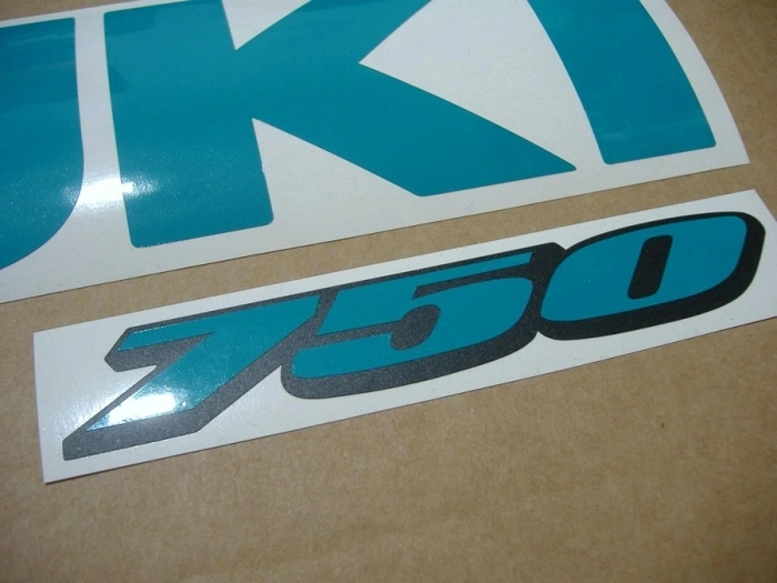 Suzuki GSX-R 750 Universal with Opal-Green Vinyl-Sticker